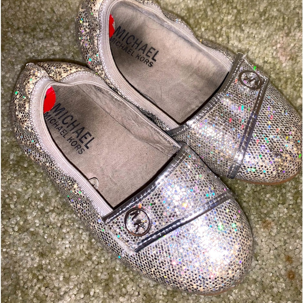 Kids silver MK flats